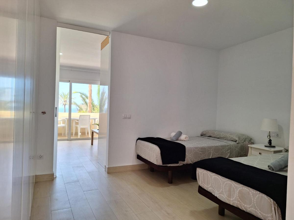 White And Quiet! Modern Apartment In San Agustin Сан-Бартоломе Екстер'єр фото